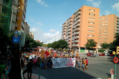 Manifestació d'estudiants a Tarragona en defensa de l'1-O