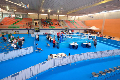 Competició de boxa al pavelló municipal de Torredembarra en els Jocs Mediterranis 2018.