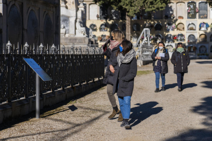 Visita guiada amb motiu del 150è aniversari del cementiri de Reus