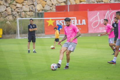 Primer entrenamiento del primer equipo del Nàstic de Tarragona que este año entrena Raül Agné
