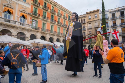 Imatges de la Trobada de gegants de la Plaça del Prim de Reus del diumenge 6 de març de 2022