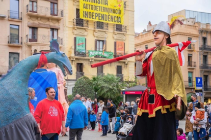 Imatges de la Trobada de gegants de la Plaça del Prim de Reus del diumenge 6 de març de 2022