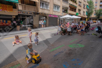 El carrer Francesc Bastos ha acollit activitats de divendres a diumenge, amb un programa d'actes força reduït respecte les darreres edicions