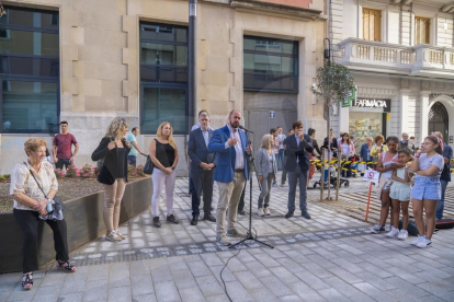 Inauguración calle Canyelles