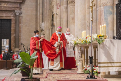 La misa y el redoble de campanas en la Catedral, pistoletazo de salida hasta el estallido de septiembre del 2022