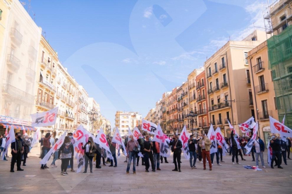 Manifestació dels treballadors de la petroquímica a Tarragona