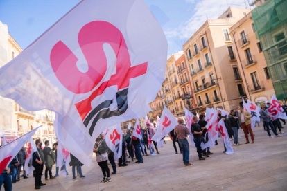 Manifestació dels treballadors de la petroquímica a Tarragona