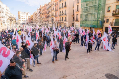 Manifestació dels treballadors de la petroquímica a Tarragona (I)