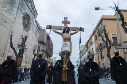 Imatges de la cerimònia i de la processó que els Natzarens van realitzar per Tarragona.