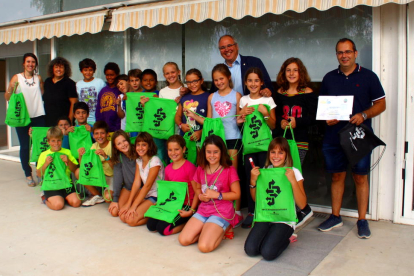 La clase de 5º B de la escuela La Portalada, ganadora del premio Semáforo Verde.