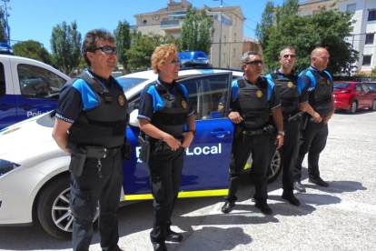 La Policia Local de Cunit s'equipa amb armilles antibales
