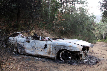 Els Mossos descarten l'homicidi en el cas de l'home trobat calcinat dins d'un cotxe a Vimbodí