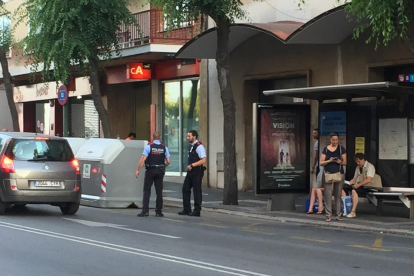 Imatge d'agents de policia a la Rambla Vella de Tarragona