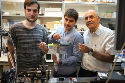 La URV diseña nuevos sensores ópticos que pueden detectar contaminantes en el agua con alta precisión