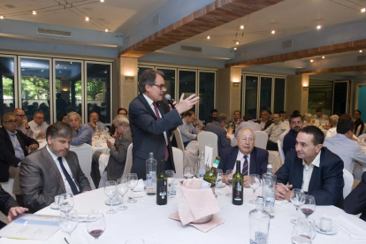 Artur Mas en el dinar amb empresaris i polítics.