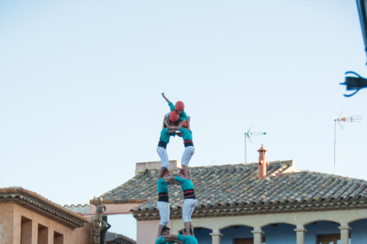 2de9 amb folre i manilles dels Castellers de Vilafranca a la Diada de les Cultures.