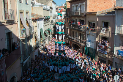 4de9 amb folre dels Castellers de Vilafranca a la Diada del Quadre de Santa Rosalia.