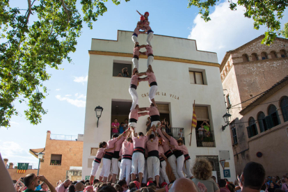 2de8 folrat dels Xiquets de Tarragona a la diada de festa major de La Riera.