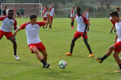 El jove jugador andalús ha començat a entrenar-se aquest dimarts amb els seus nous companys.