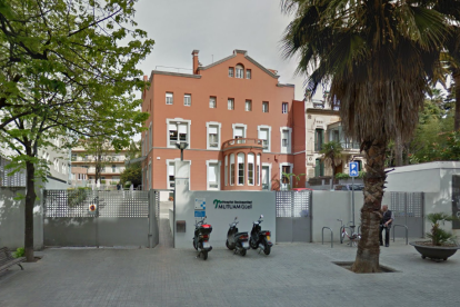Els fets van passar el febrer de 2015 al centre sanitari Mutuam Güell de Barcelona.