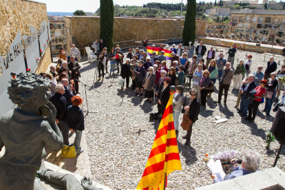 Aquest matí, durant l'homenatge a les víctimes de la repressió franquista al cementiri de Tarragona.