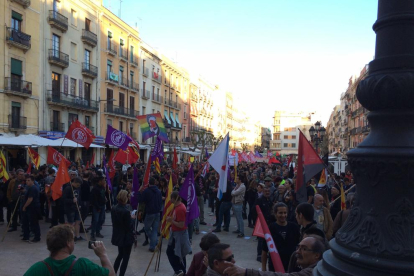 La CUP, círculos de Podem, la CGT, Co.bas y la PAH son algunas de las organizaciones que han participado.