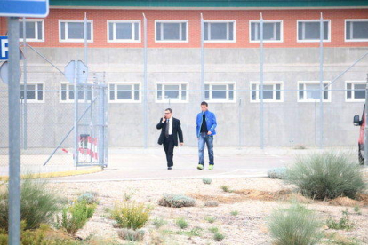 El abogado de los consejeros|consellers del PDeCAT que se encuentran en la prisión, Jaume Alonso-Cuevillas, los visita en el centro penitenciario d'Estremera