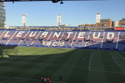 El Estadio Ciudad de Valencia, momentos antes de empezar el duelo.