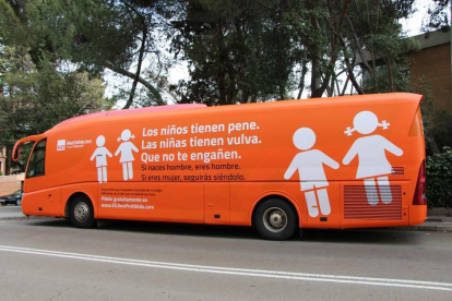 L'autobús va circular pels carrers de Madrid a principis de setmana.