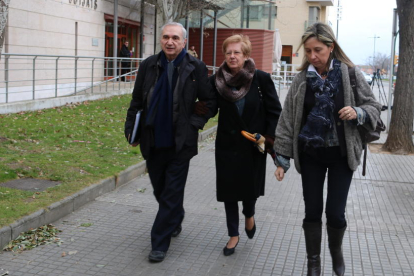 L'exdirector general de la Cooperativa de Cambrils, Josep Maria Siuró, sortint dels jutjats de Reus