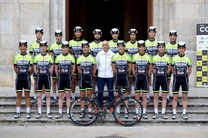 El equipo élite sub-23 del Club Ciclista Camplcar.
