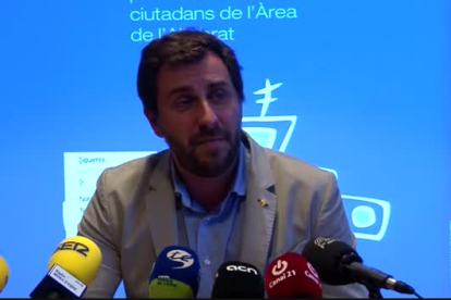 Antoni Comín durante la comparecencia de este miércoles en Móra d'Ebre.