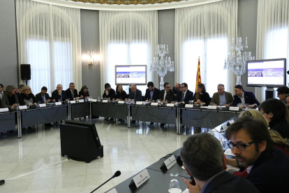 Plano general de la cumbre para la mejora de la calidad del aire en la conurbación de Barcelona.