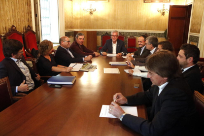 Imatge de la reunió extraordinària de la junta de portaveus extraordinària de l'Ajuntament de Tarragona per abordar l'ajornament dels Jocs Mediterranis. Imatge del 7 de novembre del 2016