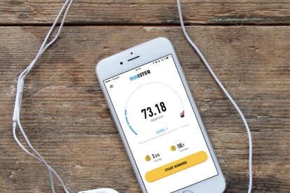 Runister és la primera i única aplicació en execució que recompensa als usuaris amb els diners.