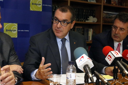 El conseller de Interior, Jordi Jané, este 7 de julio del 2017 en Banyoles (Horizontal)