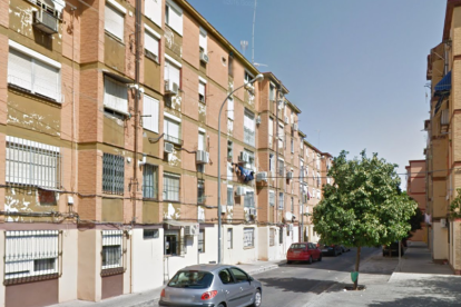 Els fets van tenir lloc en un habitatge de la barriada de Madre de Dios de Sevilla.