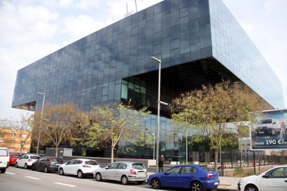 Imatge exterior del nou edifici de l'Agència Tributària de Catalunya.