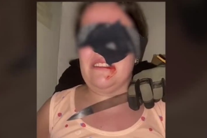 Imatge del vídeo que la detinguda va fer arribar a la seva mare simulant un segrest.