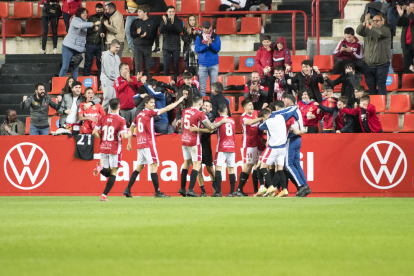 Imagen de los jugadores del Nàstic celebrando el gol de Dani Romera contra el San Fernando.