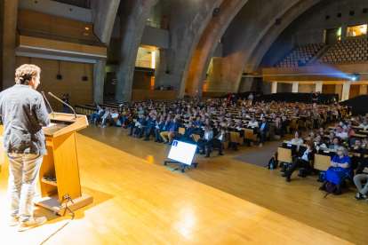 El Palau de Congressos de Tarragona va acollir la jornada inicial del procés participatiu del POUM.