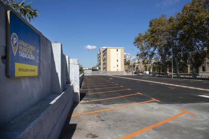Imatge de l'ampliació de l'aparcament municipal de la Tabacalera.