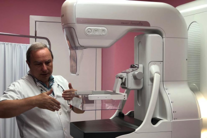 La nova unitat de mamografia millora la capacitat diagnòstica. la limitació de dosis d'irradiació i l'experiència de la pacient.
