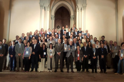 Foto de grup dels representants de les entitats associades a La Unió al Seminari de Tarragona.