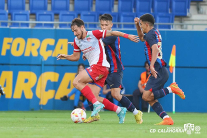 El Calahorra perdió el último partido en el campo del Barça Atlètic, a pesar de que tuvieron ocasiones para marcar.