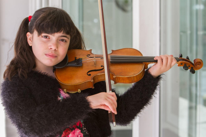 Jennifer Panebianco la talentosa violinista que ha enamorat al món