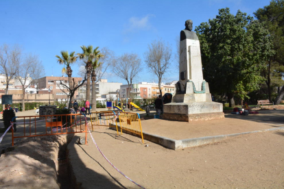La reforma integral del parque Saavedra ya se ha puesto en marcha.