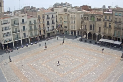 Mira en directe la plaça del Mercadal de Reus a través de la nova webcam de Reus.cat
