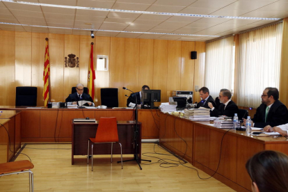Imatge d'arxiu de l'inici del judici contra Ramon Franch a l'Audiència de Tarragona, aquest 6 de novembre.