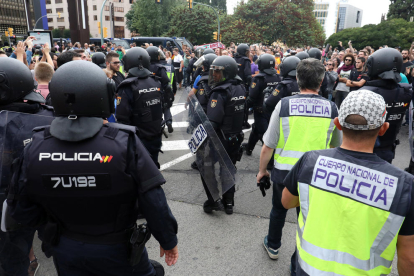 Imatge de les actuacions policials de l'1 d'octubre a Tarragona.